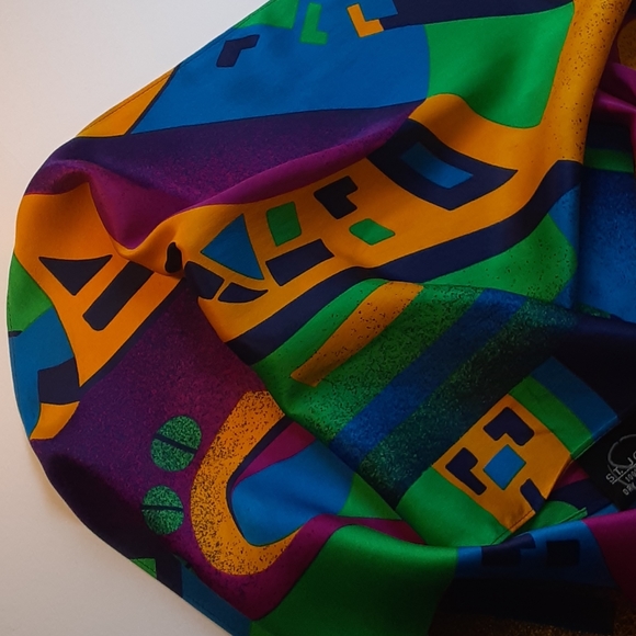 ST.JOHN SCARF - Picture 2 of 5